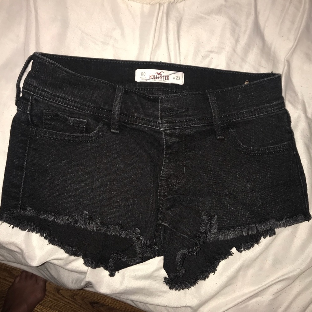 Hollister 💫black denim shorts